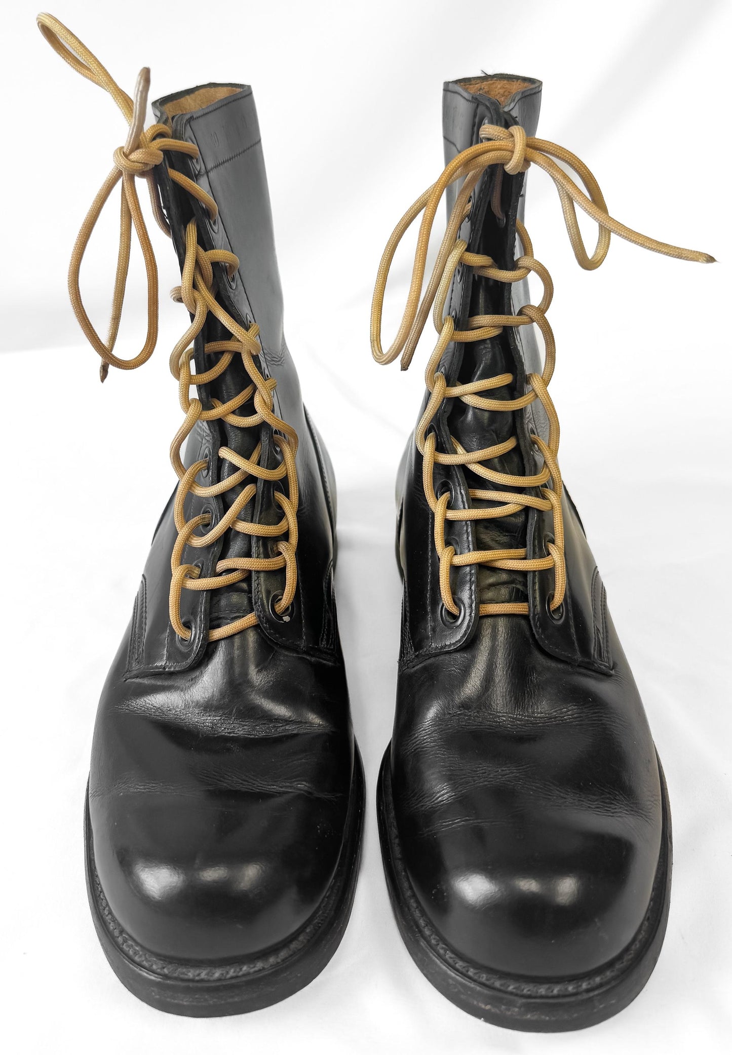 Vintage 1965 Endicott Johnson Mcnamara Vietnam War Era Black Military Style Leather Combat Boots, Vintage Sz. 10 W