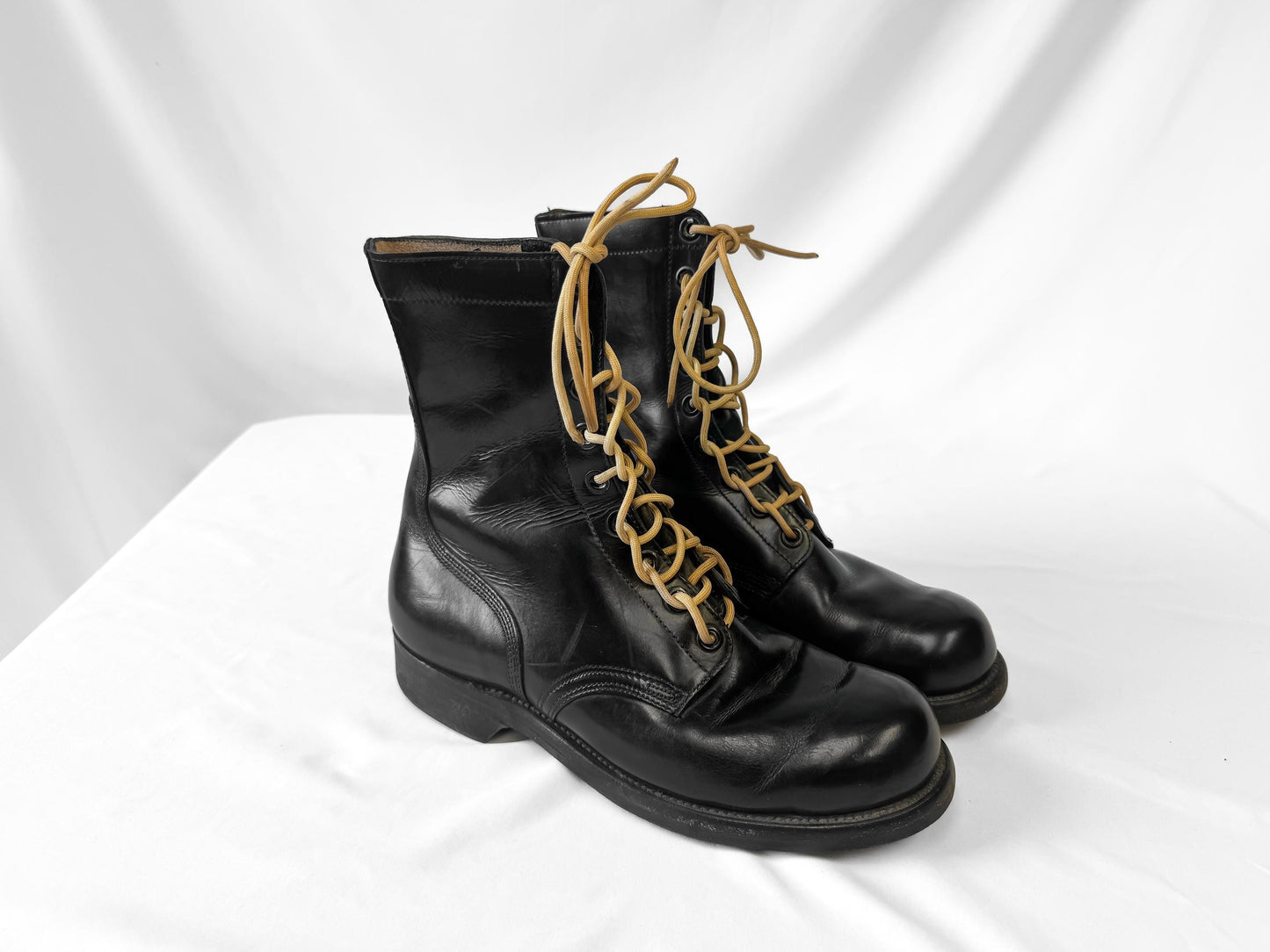 Vintage 1965 Endicott Johnson Mcnamara Vietnam War Era Black Military Style Leather Combat Boots, Vintage Sz. 10 W