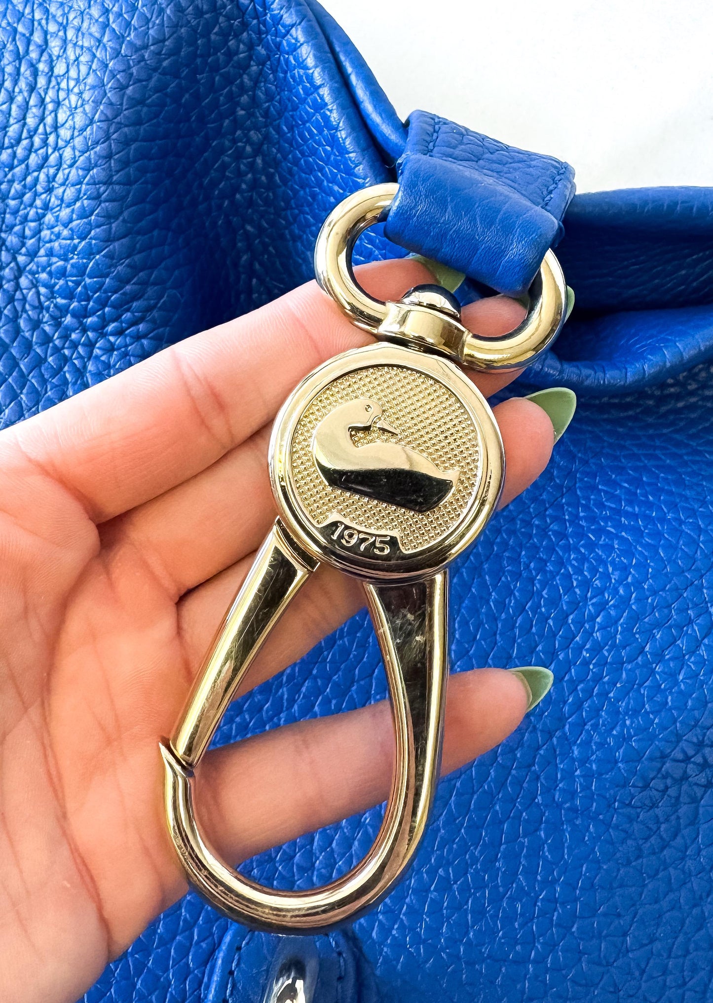 Modern Dooney and Bourke Samba Logo Lock Sac Pebbled Leather Blue Shoulder Bag