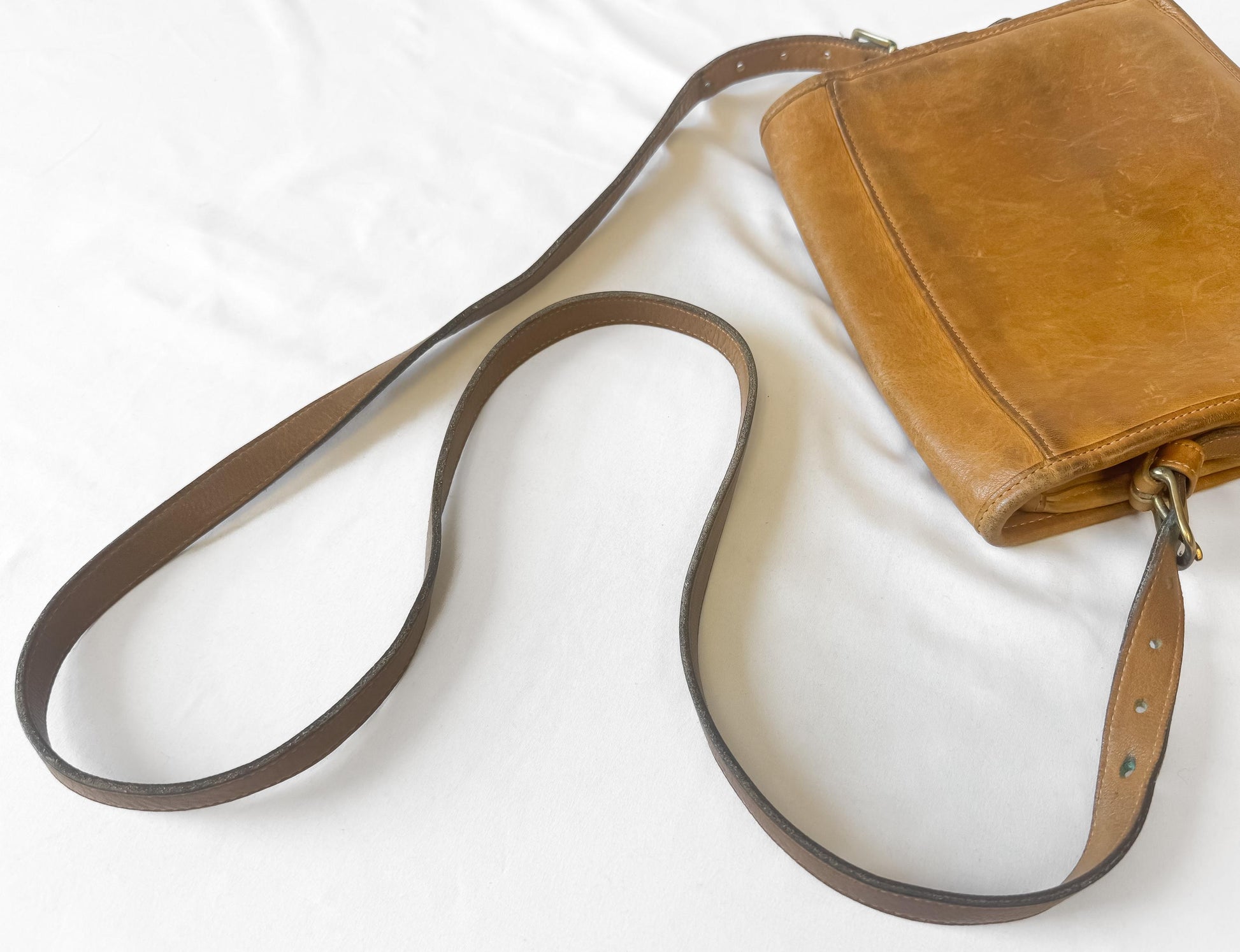 Vintage 70s Coach Tan Leather Saddle Pouch Crossbody Purse, Unique Rare Collectors Coach Bag