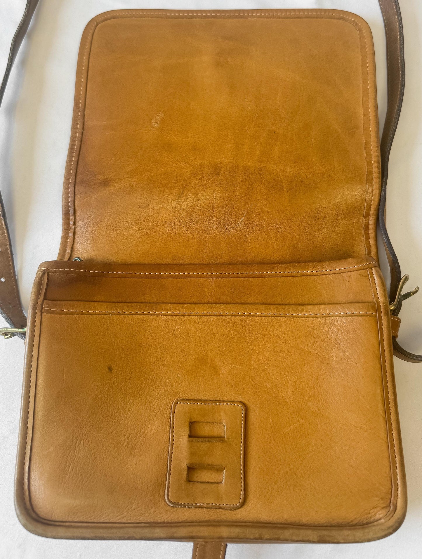 Vintage 70s Coach Tan Leather Saddle Pouch Crossbody Purse, Unique Rare Collectors Coach Bag