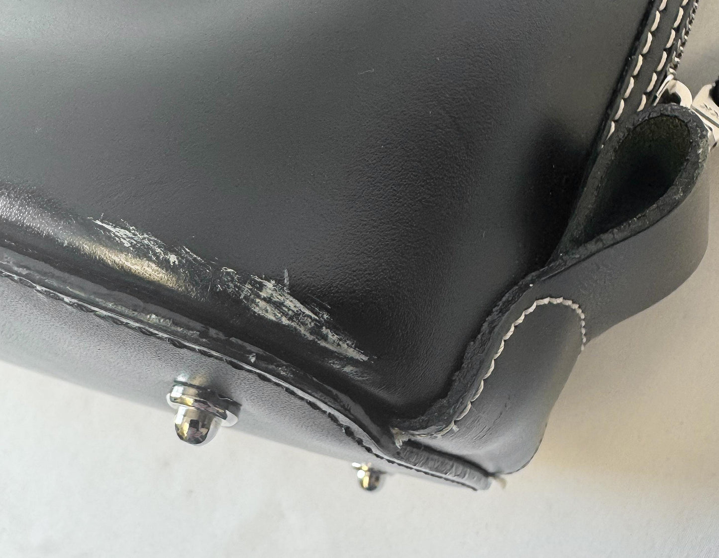 Vintage Dooney and Bourke Toiny Black Smooth Leather Satchel Top Handle Bag