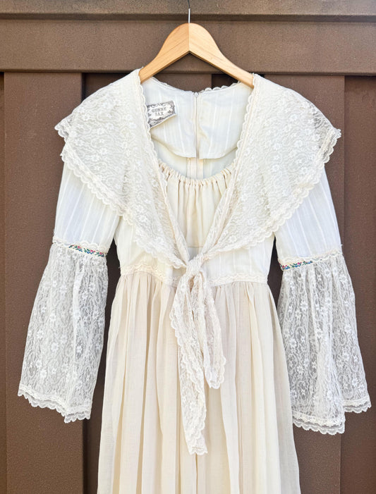 70s Gunne Sax Cream Off-White Lace Tie-Front Ruffle Floral Trim Maxi Dress Sz 4-6, Vintage Victorian Edwardian Coquette Cottage Core Dress