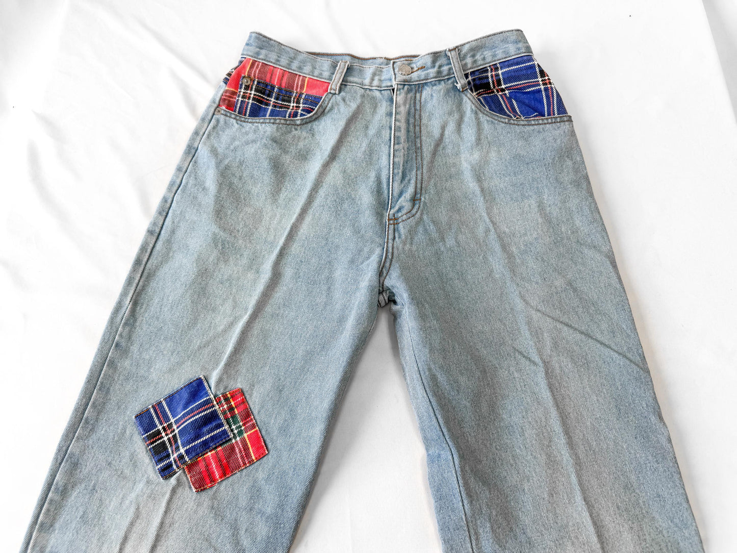 Vintage Light Wash Plaid Patchwork Tapered Mom Jeans, Sz. 29" x 28"
