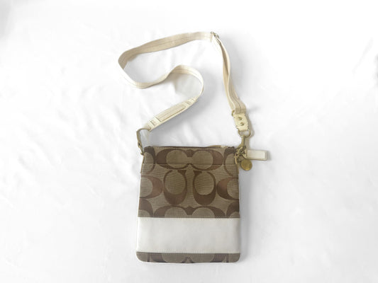 Y2K Coach Signature Kitt Beige Off-White Cream Canvas Messenger Crossbody Bag, Style 10129