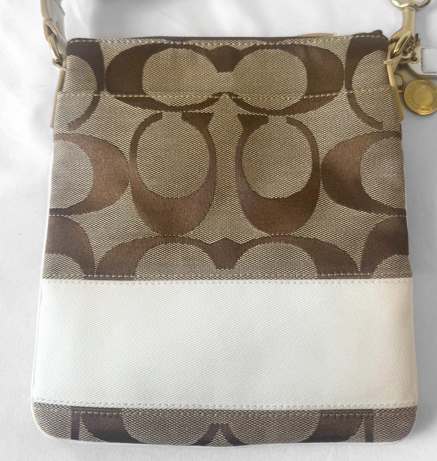 Y2K Coach Signature Kitt Beige Off-White Cream Canvas Messenger Crossbody Bag, Style 10129