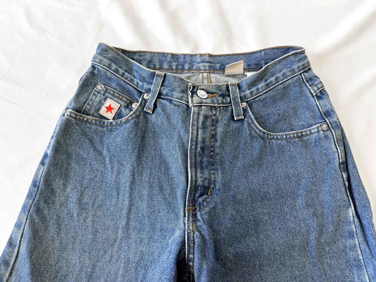 Vintage Rockies Medium Wash Mid Rise Tapered Mom Jeans, Sz. 28" x 34", Vintage Western Jeans