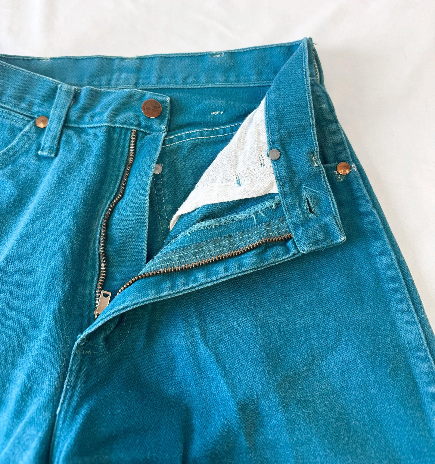 Vintage Wrangler Teal Blue Tapered Leg Jeans, Sz. 26" x 33", Unique Statement Western Festival Jeans