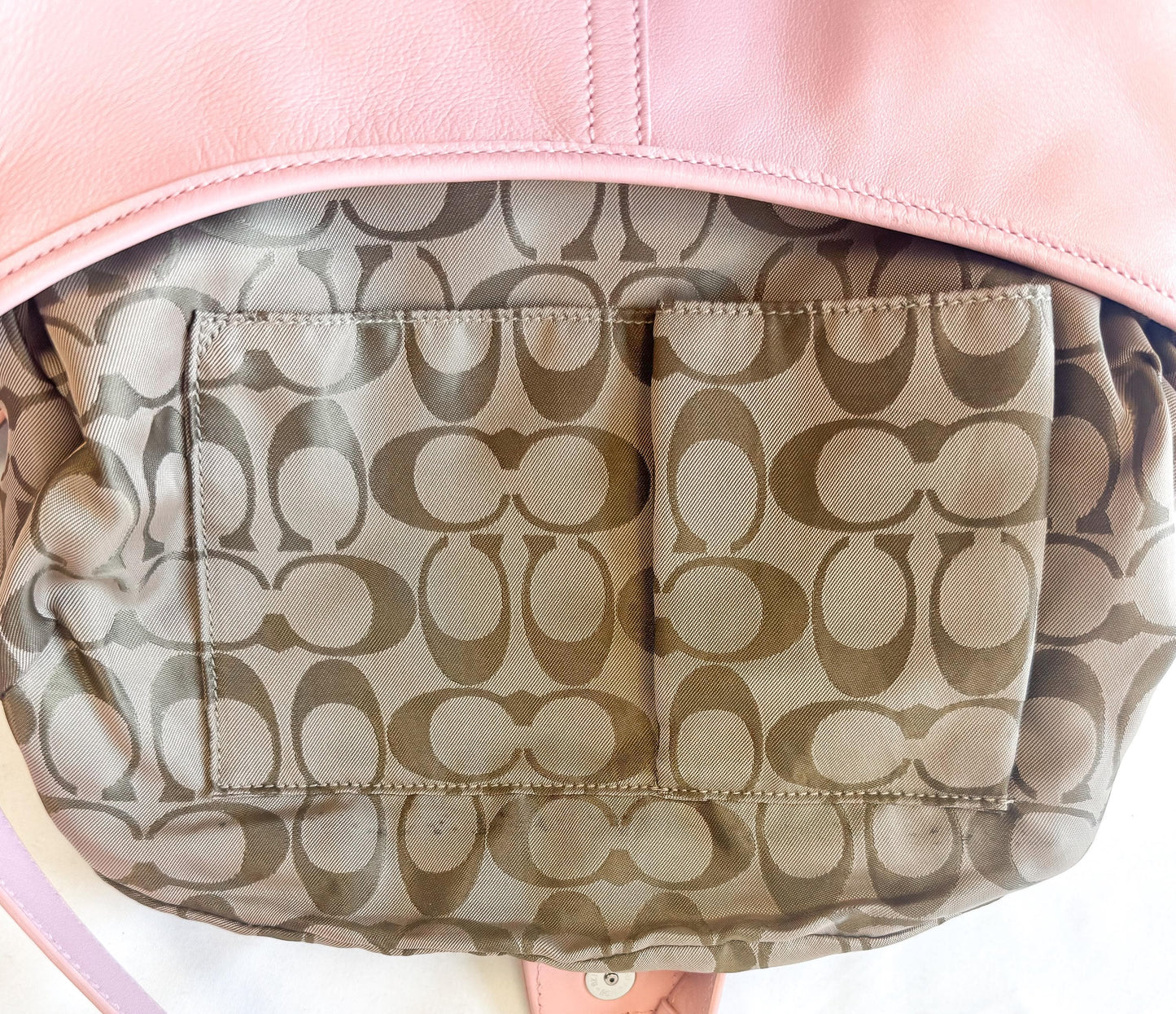 Vintage Y2K Coach Soho Medium Baby Pink Leather Shoulder Bag, Style 9248, 00s Rare Collectors Coach Purse