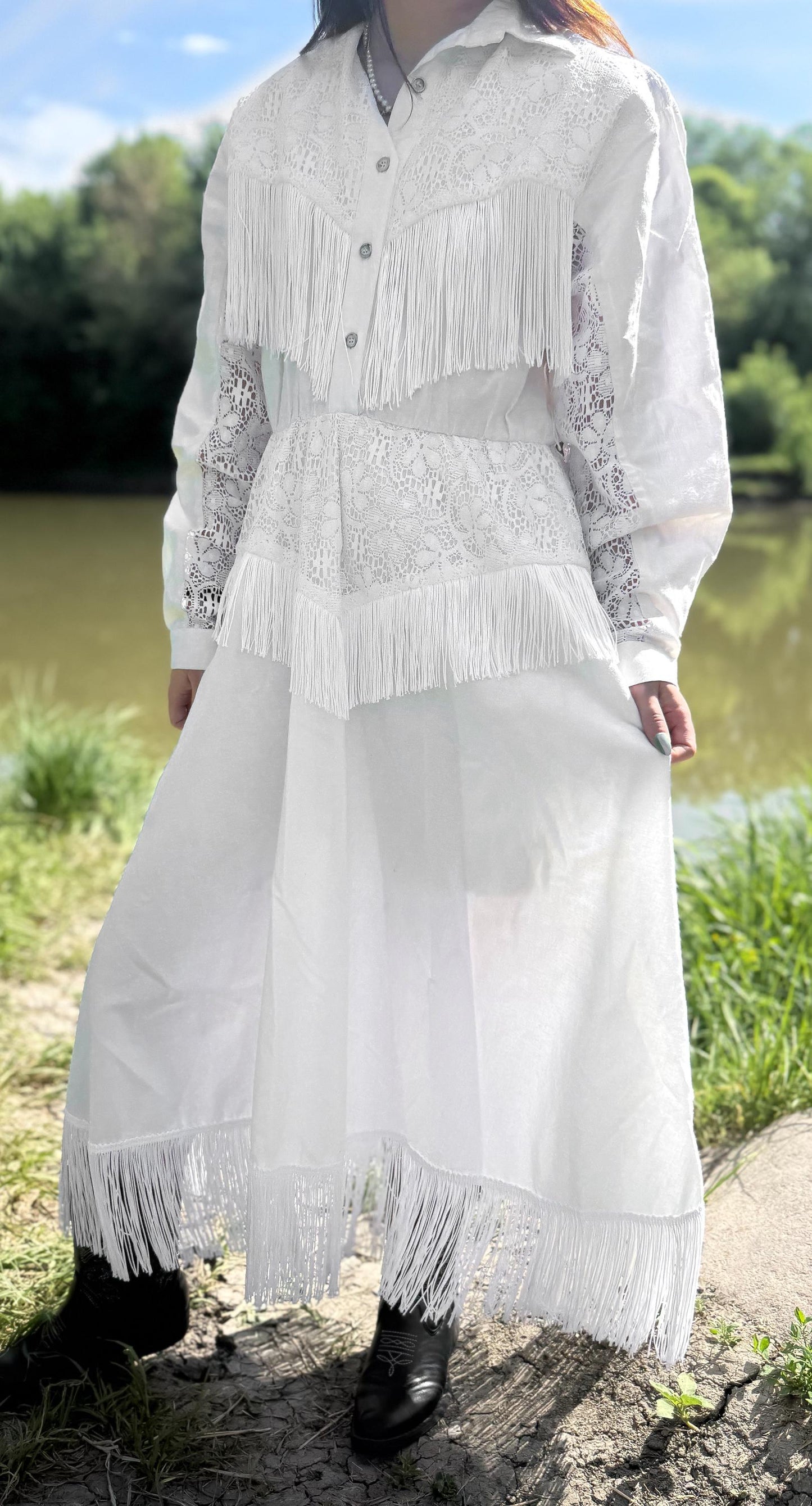 Vintage Sas'sa White Fringe Floral Lace Button Up Collared Dress, Women's Sz. Small/4, Western Boho Festival Style Dress
