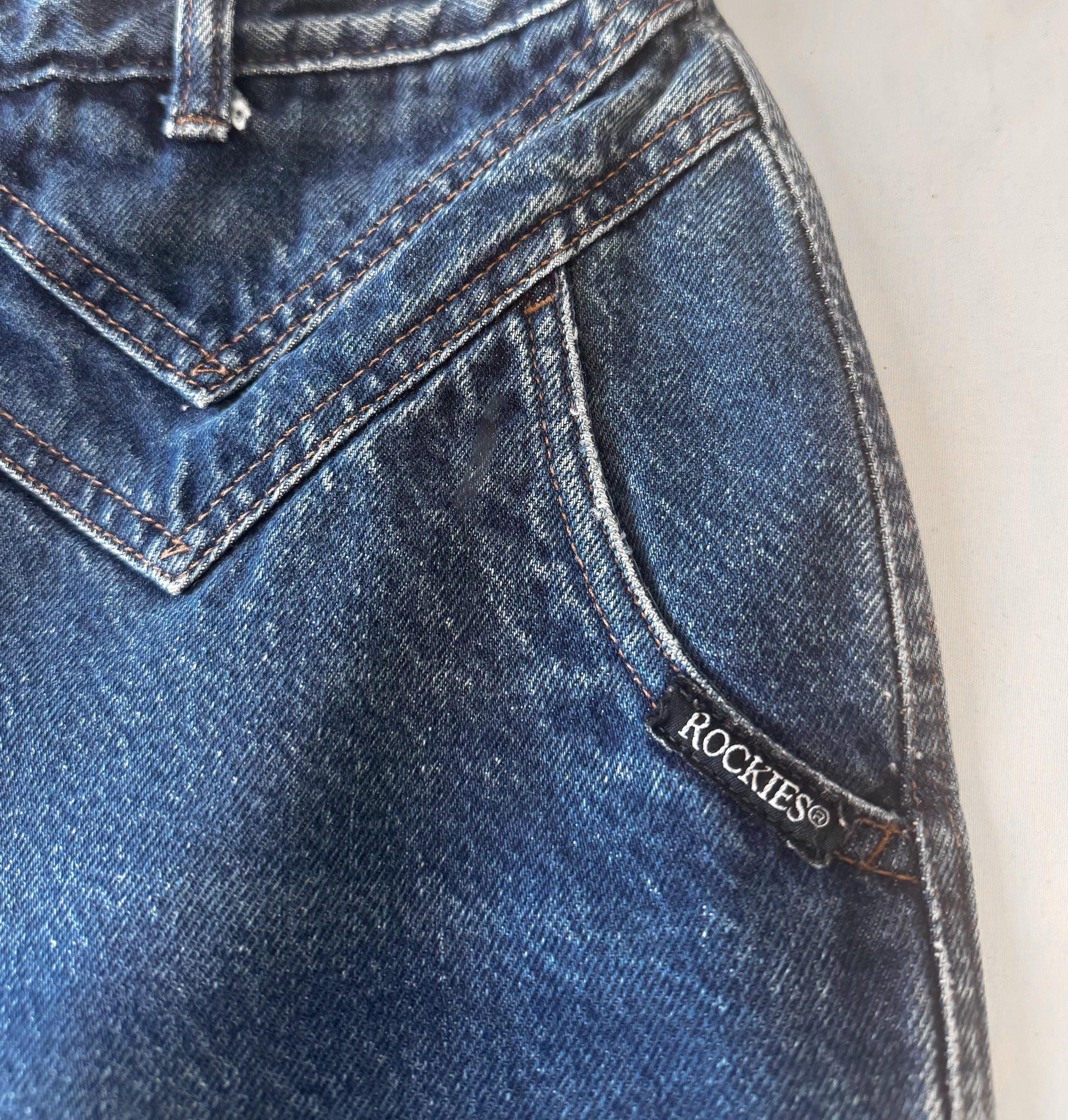 Vintage Rockies Medium/Dark Wash Pocketless Straight Leg Asymmetrical Chevron Yoke Jeans, Women's Sz. 29" x 32", Vintage Western Jeans
