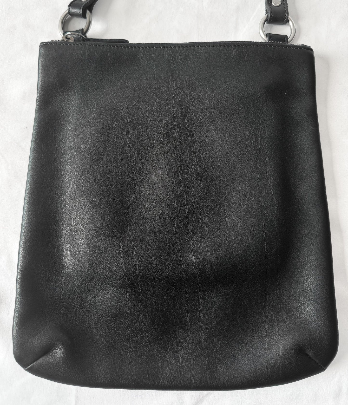 00s Coach Chelsea Slim Messenger Black Leather Crossbody Bag, Style 9457