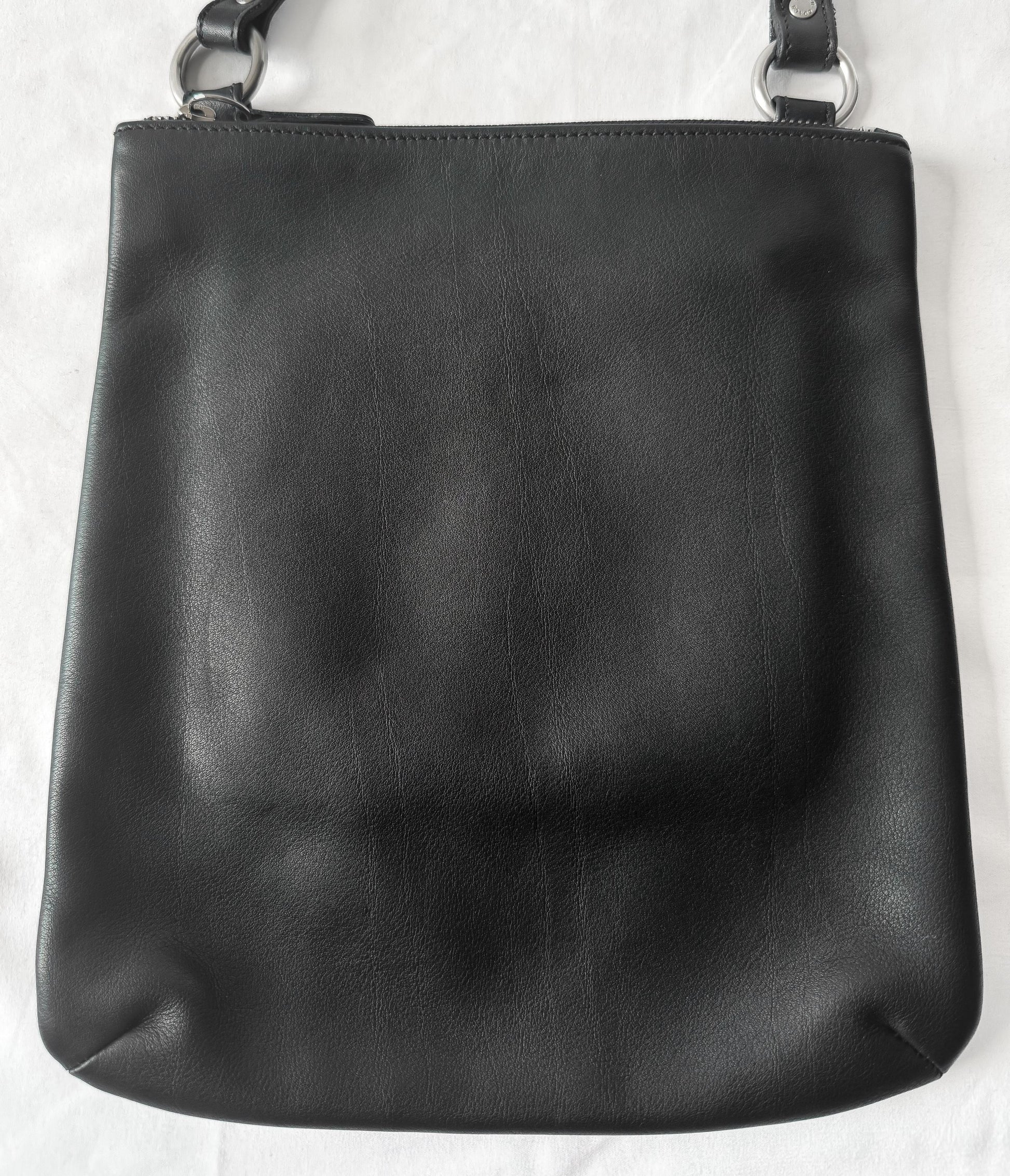 00s Coach Chelsea Slim Messenger Black Leather Crossbody Bag, Style 9457