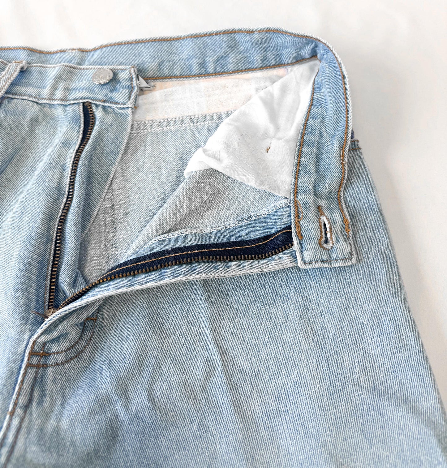 Vintage Light Wash Plaid Patchwork Tapered Mom Jeans, Sz. 29" x 28"
