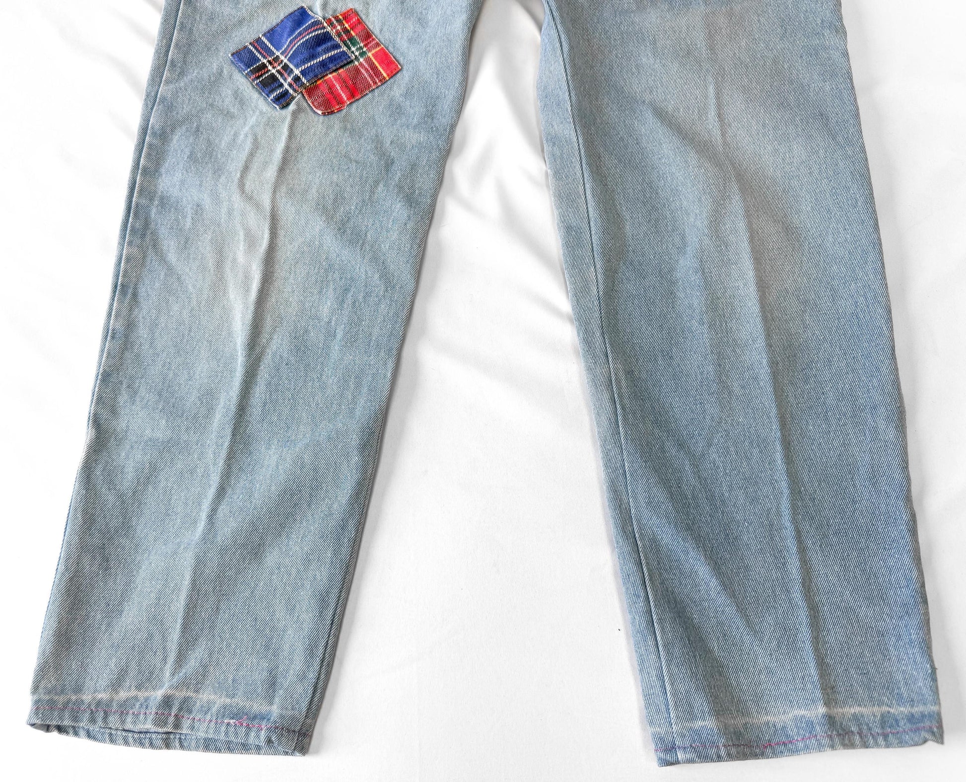 Vintage Light Wash Plaid Patchwork Tapered Mom Jeans, Sz. 29" x 28"