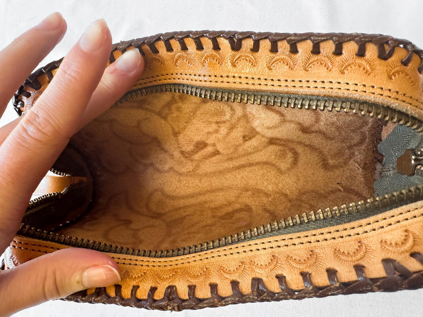 Vintage 70s Handcrafted Floral Tooled Leather Wristlet Clutch, Western Boho Style Accessories