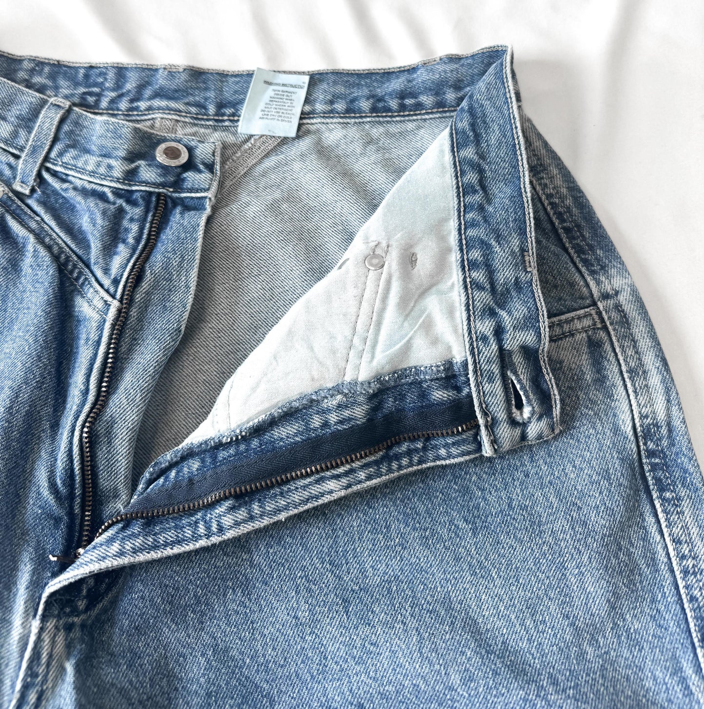 Vintage Rockies Light Wash High Rise Tapered Jeans, Sz. 32" x 36", Vintage Western Jeans