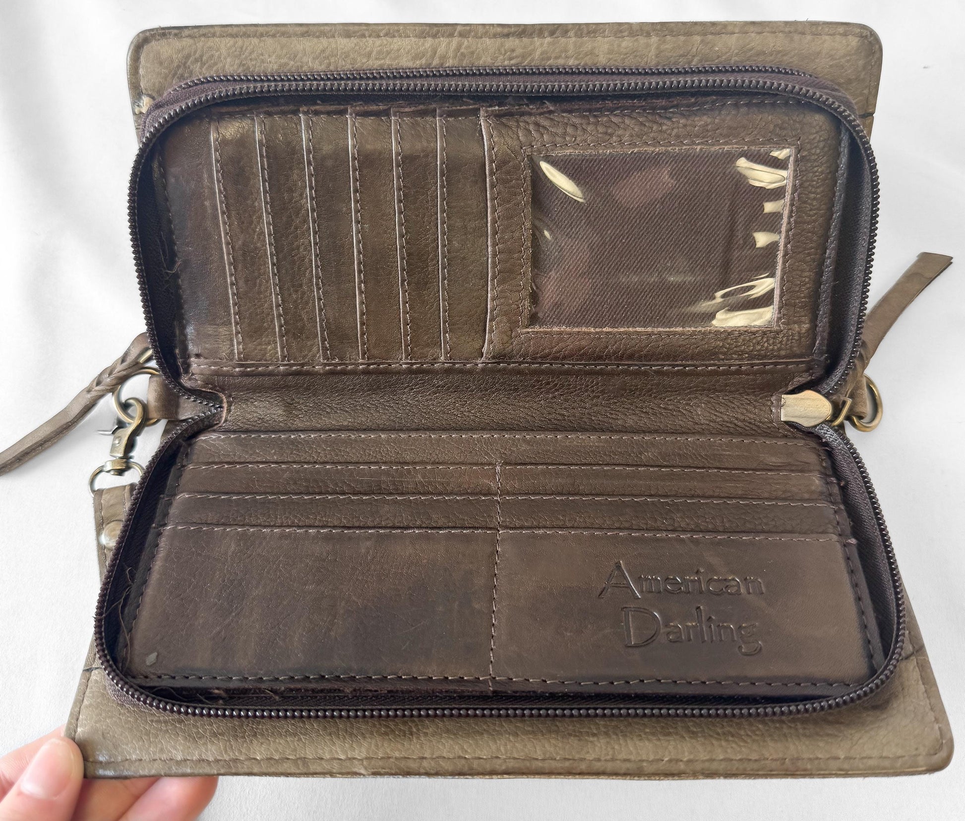 Vintage Style American Darling Floral Tooled Leather Wristlet Wallet, Western Boho Style Accessories