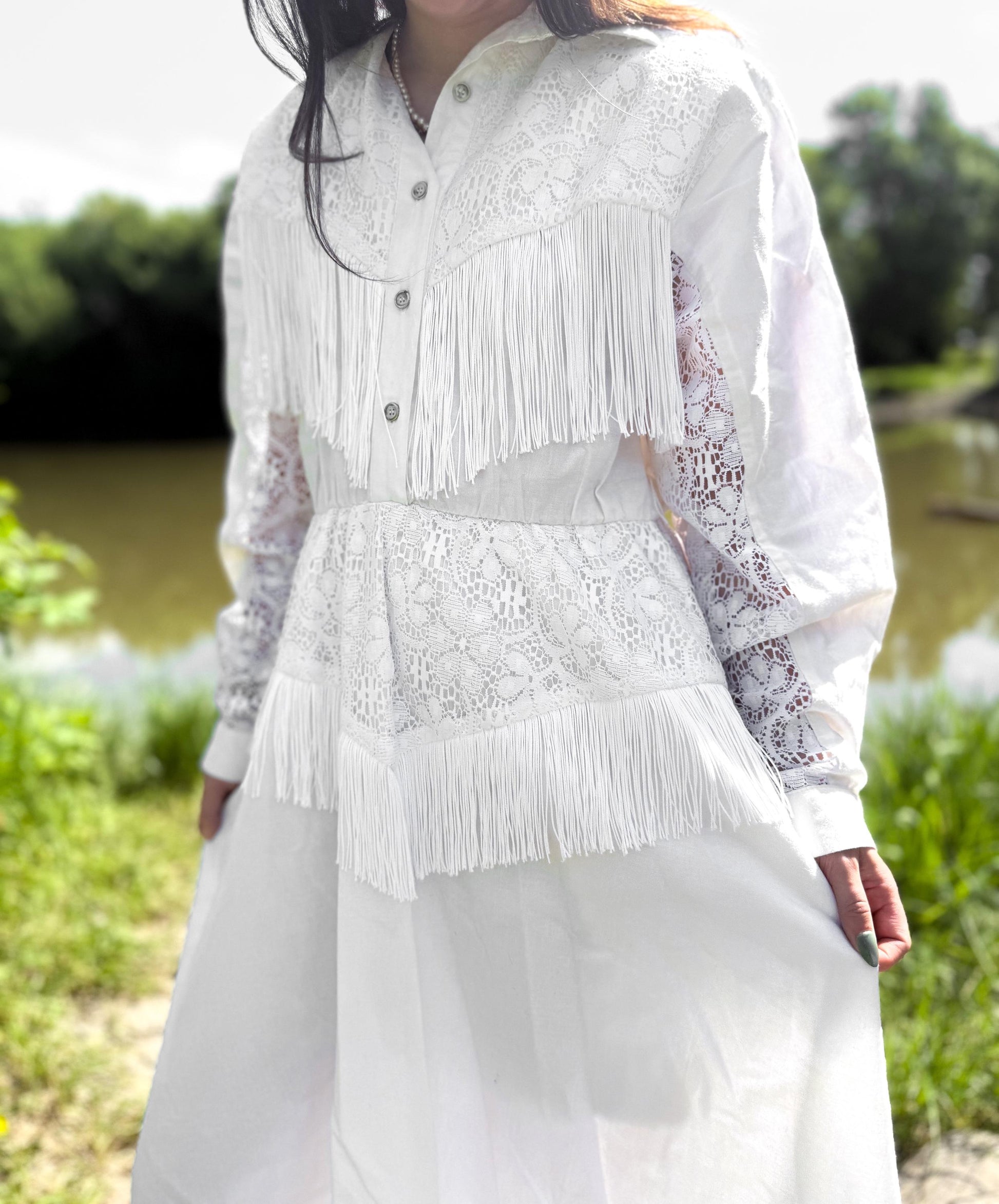 Vintage Sas'sa White Fringe Floral Lace Button Up Collared Dress, Women's Sz. Small/4, Western Boho Festival Style Dress