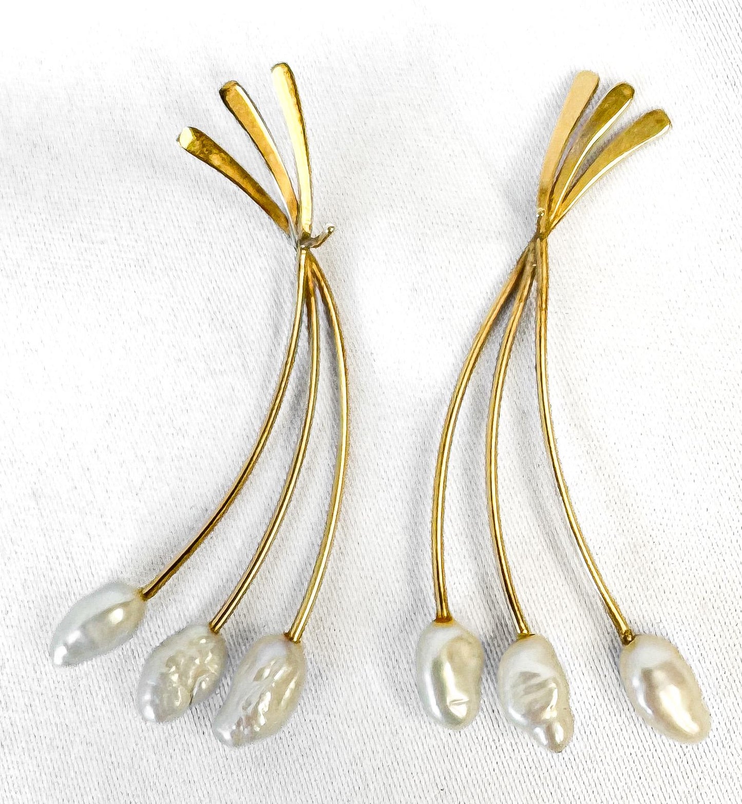 Vintage 14K Freshwater Pearl Rod Dangle Stud Earrings, Unique Simple Dainty Bridal Coastal Earrings