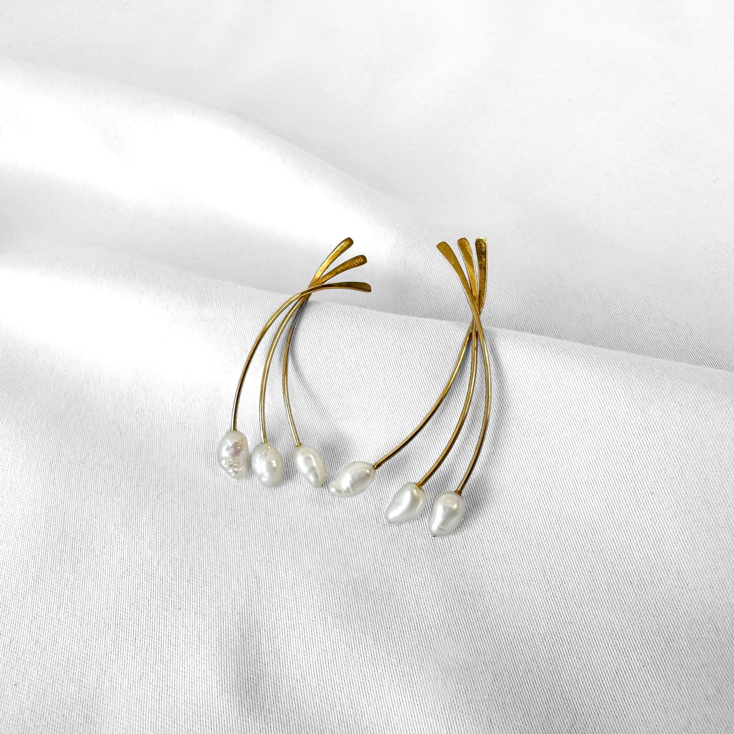 Vintage 14K Freshwater Pearl Rod Dangle Stud Earrings, Unique Simple Dainty Bridal Coastal Earrings