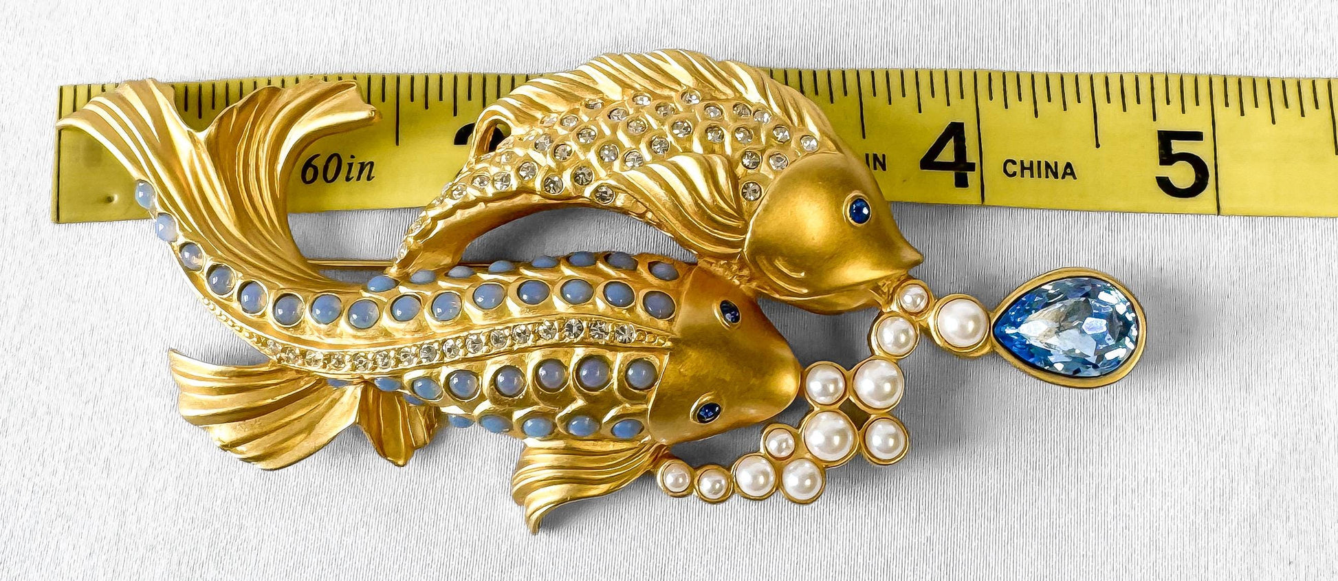 Vintage 90s Elizabeth Taylor Avon Sea Shimmer Koi Fish Brooch Pin, Rare Collectible Collectors Brooch