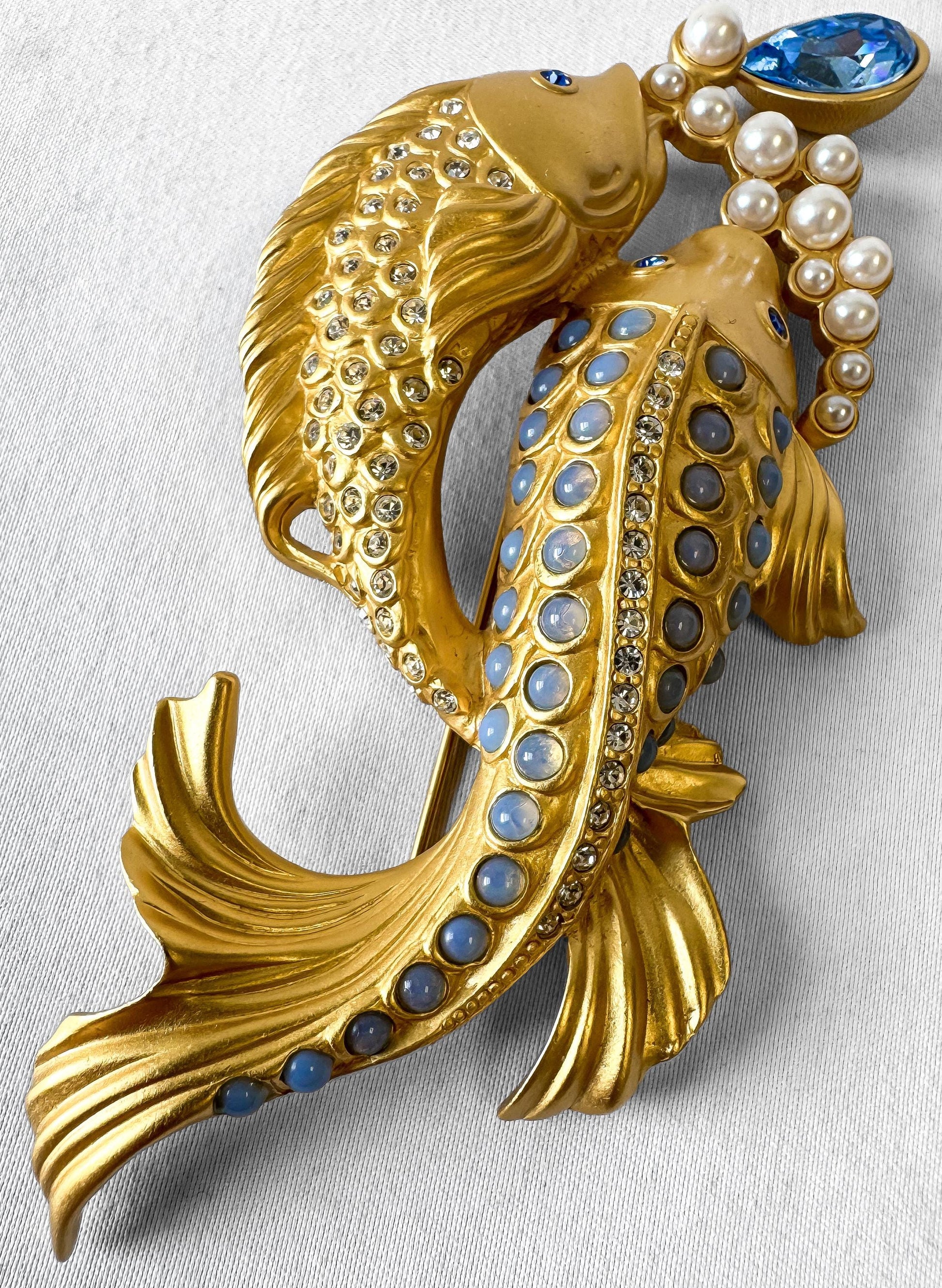 Vintage 90s Elizabeth Taylor Avon Sea Shimmer Koi Fish Brooch Pin, Rare Collectible Collectors Brooch
