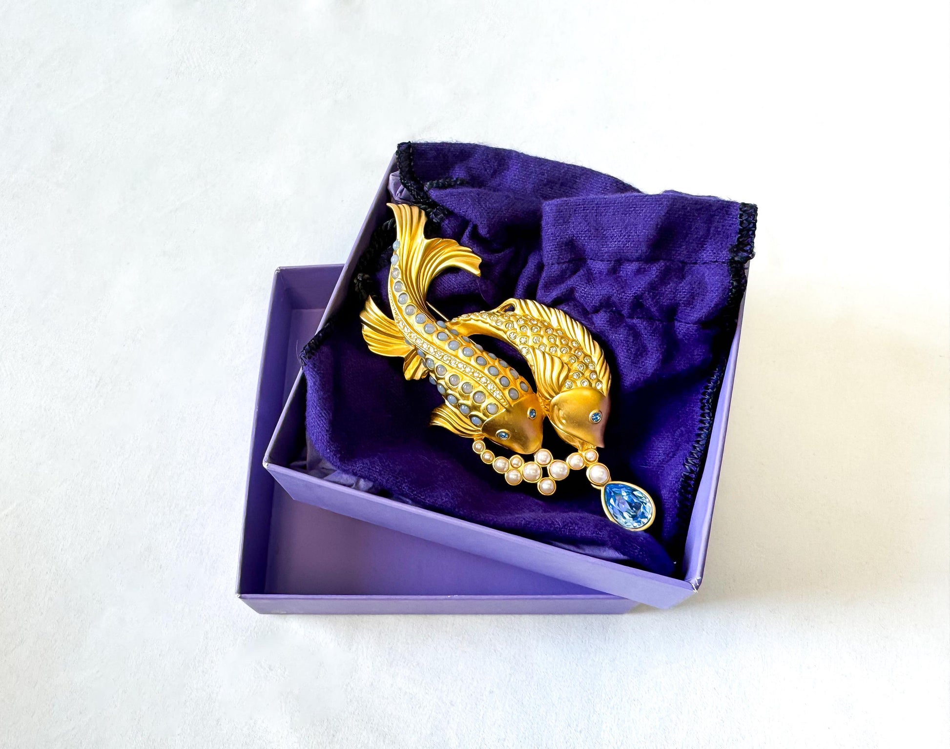 Vintage 90s Elizabeth Taylor Avon Sea Shimmer Koi Fish Brooch Pin, Rare Collectible Collectors Brooch
