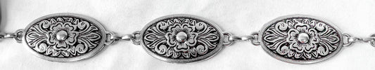 Vintage Silver Toned Floral Etched Oval Concho Adjustable Chain Link Belt, Vintage Western Boho Festival Accessories