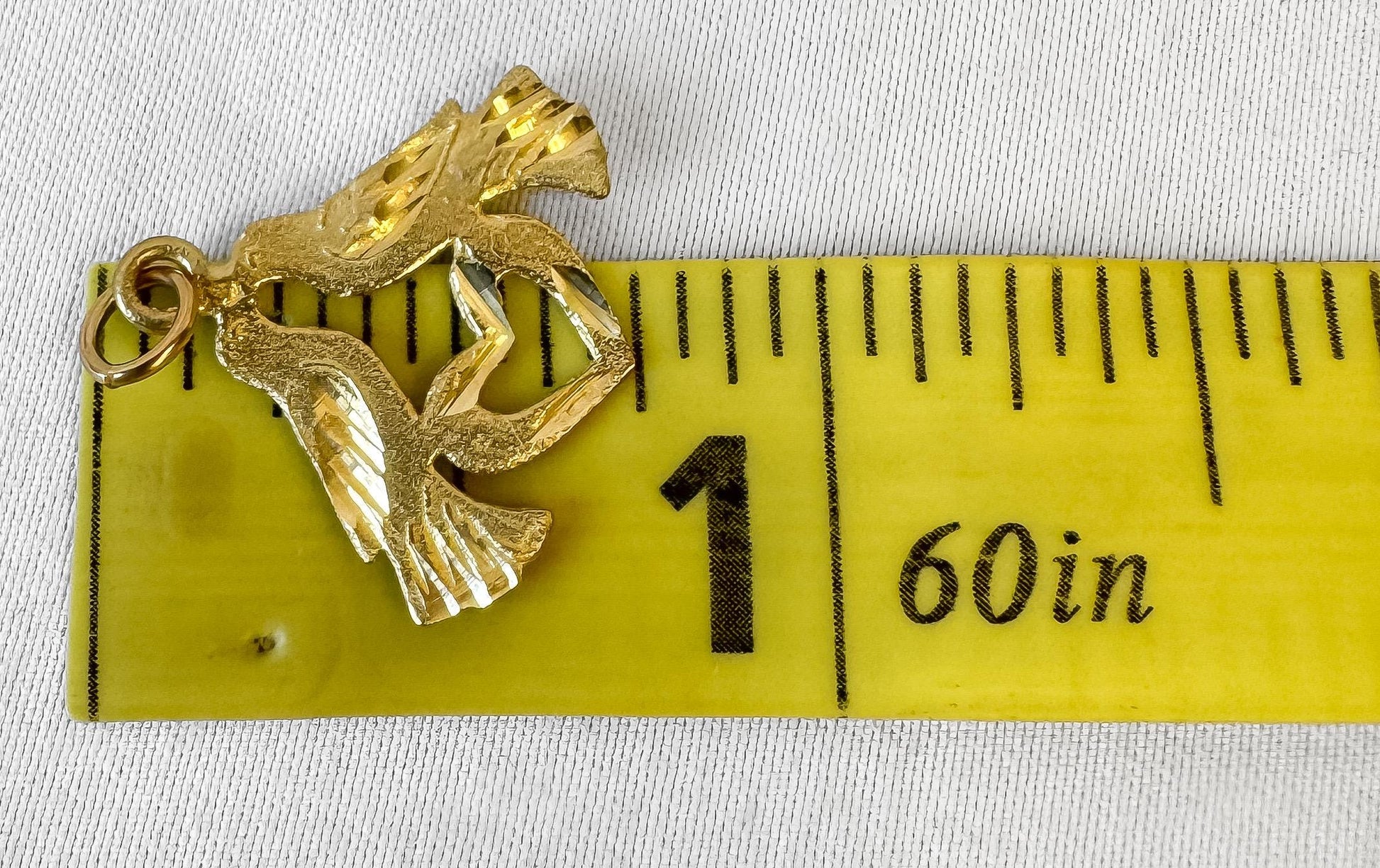 Vintage 10K Yellow Gold Love Birds Heart Diamond Cut Pendant