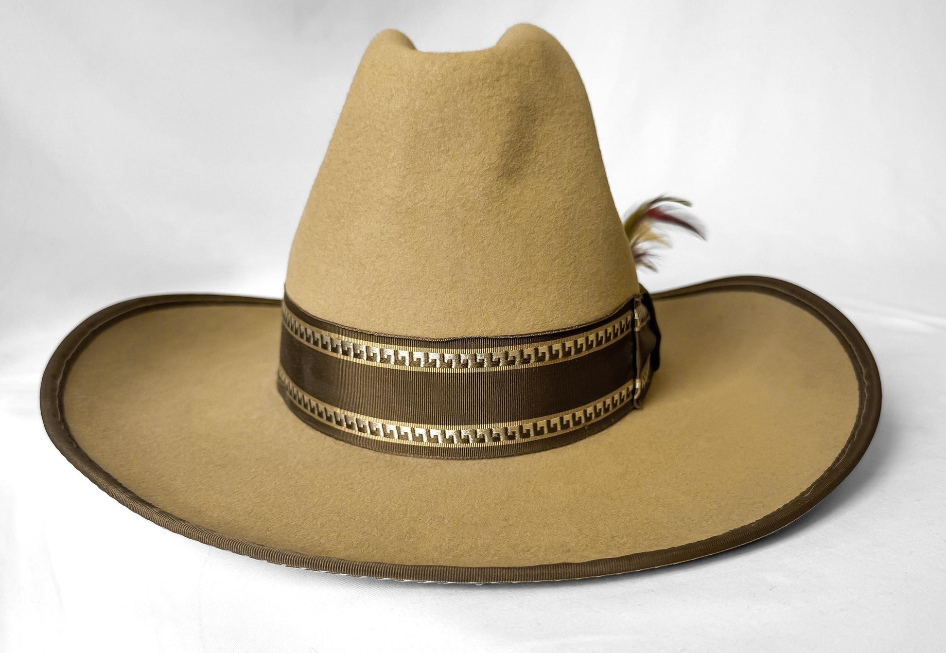 Vintage Miller Bros 3X Keystone Beige Tan Ribbon Feather Band Detail Cowboy Hat, Sz. 7 1/4, Unique Western Hat