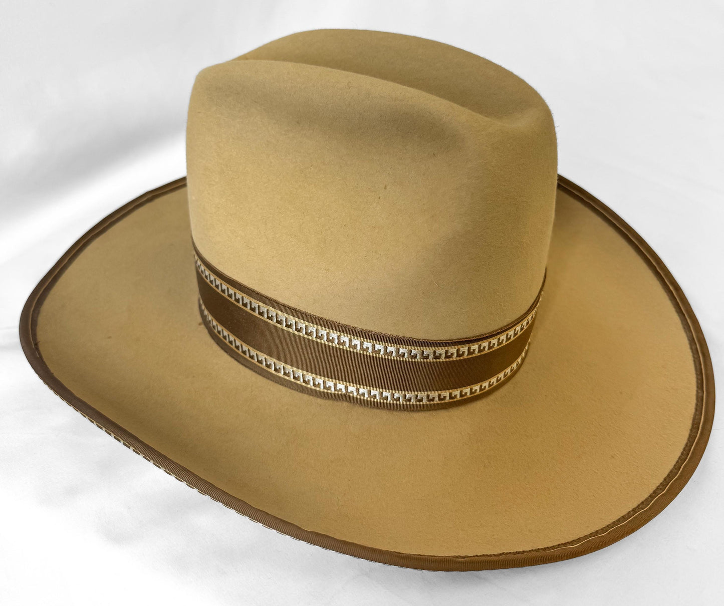 Vintage Miller Bros 3X Keystone Beige Tan Ribbon Feather Band Detail Cowboy Hat, Sz. 7 1/4, Unique Western Hat