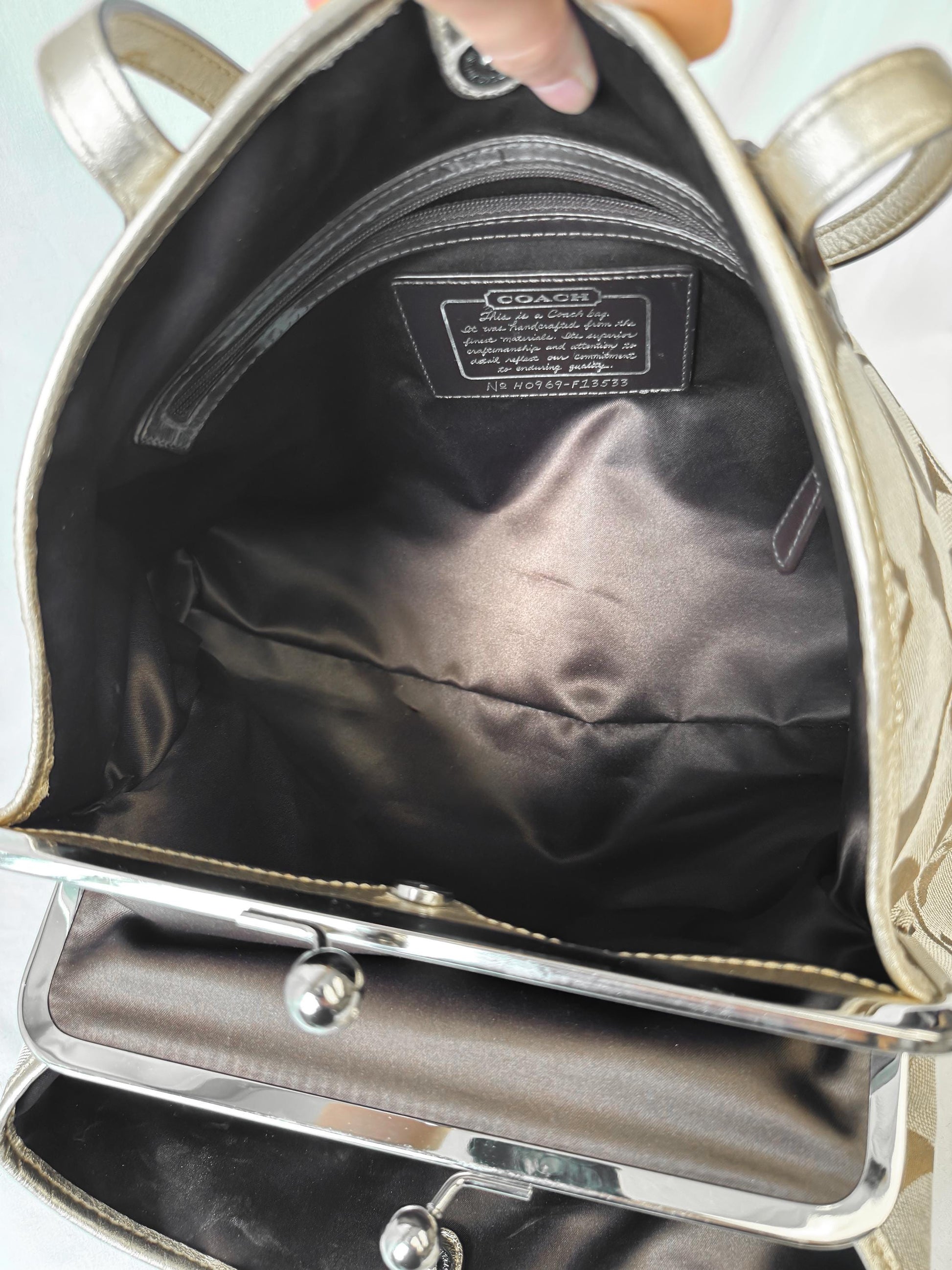 Y2K Coach Signature Kiss Lock Beige Brown Stripe Jacquard Metallic Gold Trim Shoulder Tote Bag, Style 13533