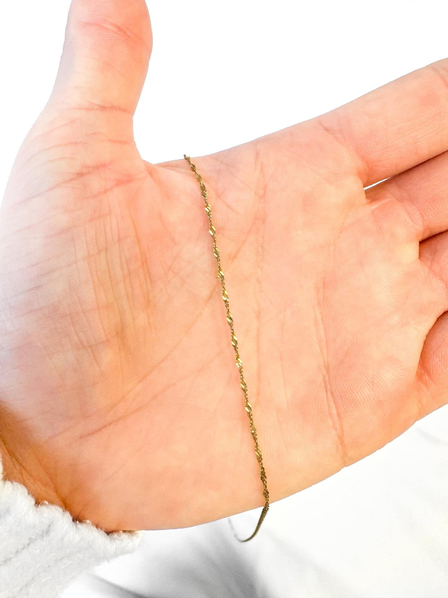 Vintage OroAmerica 14K Yellow Gold Twisted Serpentine Chain Approx. 18" Approximately 1mm Width, Simple Dainty Minimalist Layering Chain
