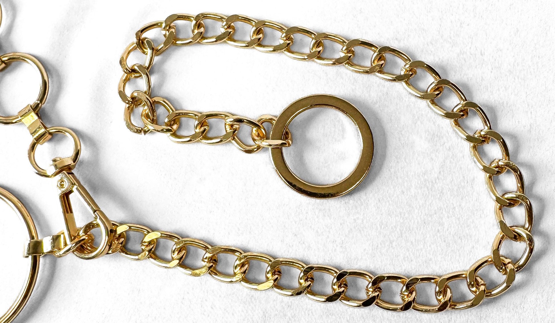 Vintage Style Circular Gold Tone Metal Adjustable Chain Link Belt