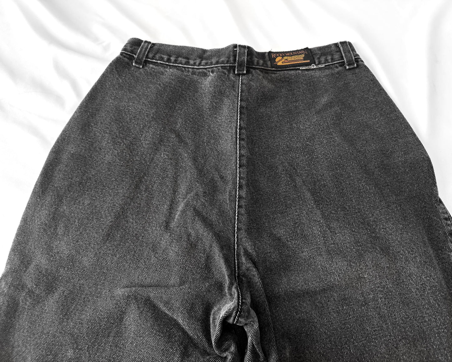 90s Rockies Faded Black Pocketless Pleated Front High Rise Tapered Cotton Denim Jeans, Women's Sz. 28" x 37", Western Country Style Jeans