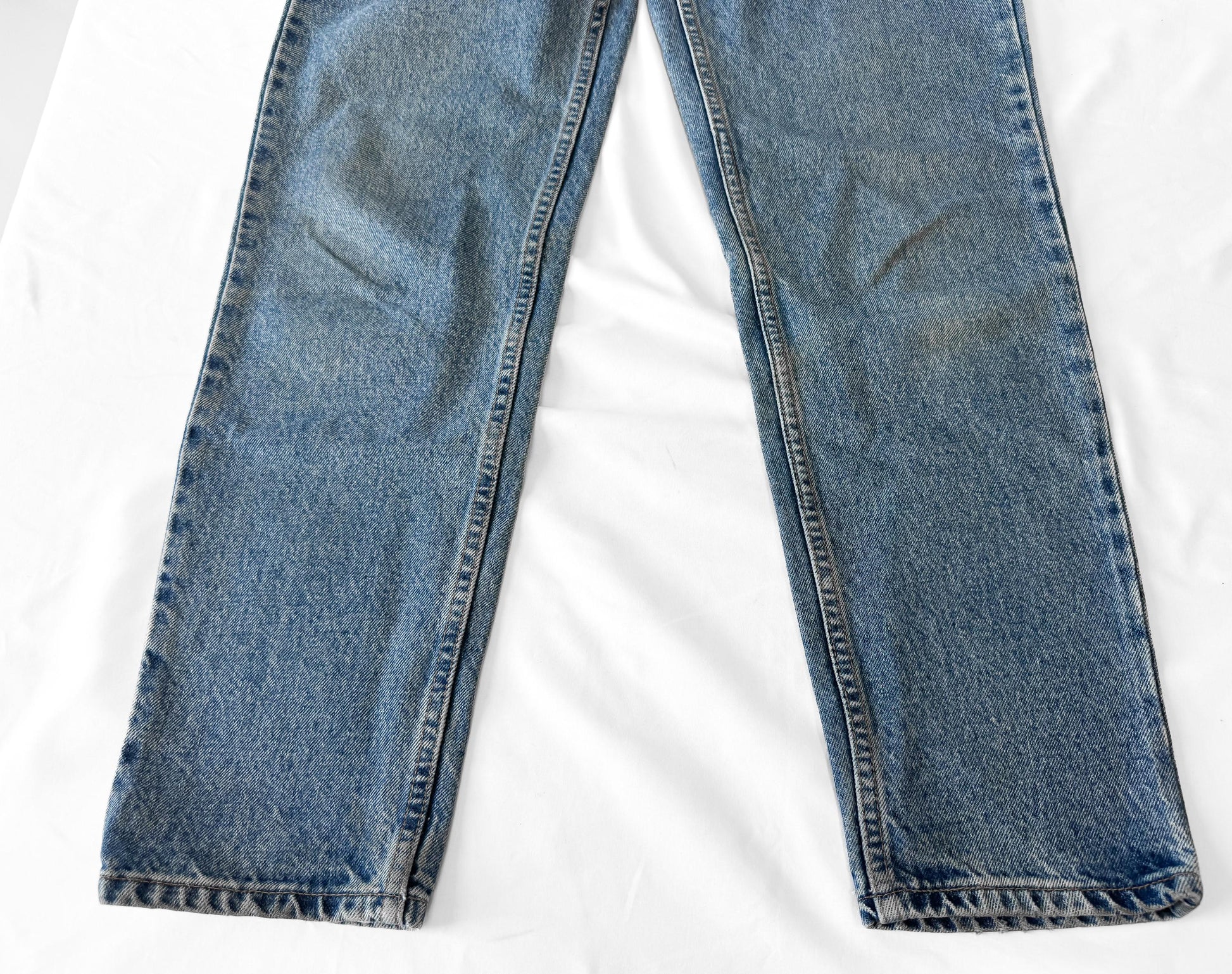 90s Levi's Orange Tab Medium Wash 921 Tapered Leg Mom Jeans, Size 29" x 30"