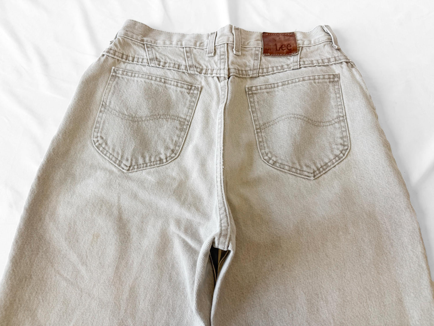 Vintage Lee Riveted Cream Beige High Rise Straight Leg Jeans, Women's Sz. 30" x 31"