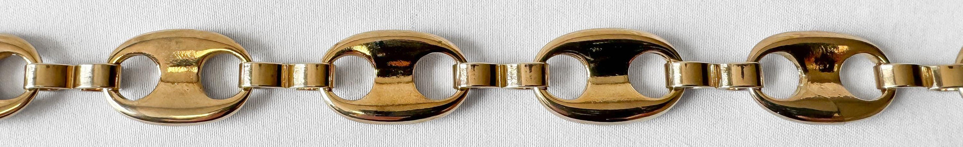 Vintage Gold Toned Metal Mariner Anchor "Gucci Puff" Adjustable Chain Link Belt