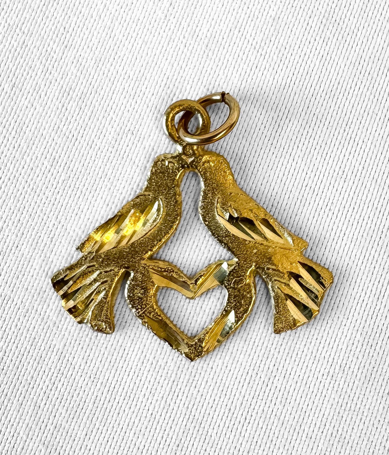 Vintage 10K Yellow Gold Love Birds Heart Diamond Cut Pendant