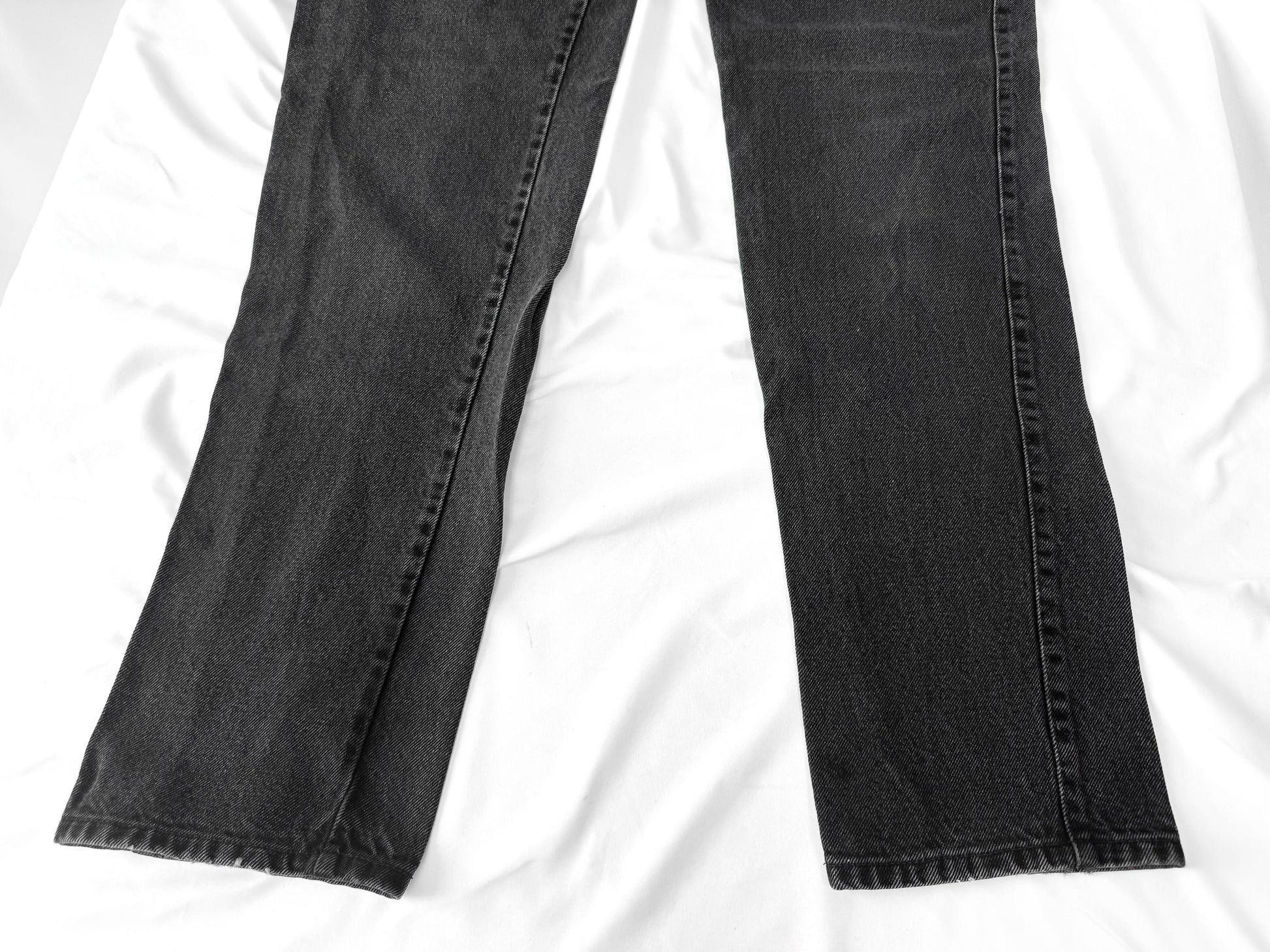 90s Rockies Faded Black Pocketless Pleated Front High Rise Tapered Cotton Denim Jeans, Women's Sz. 28" x 37", Western Country Style Jeans
