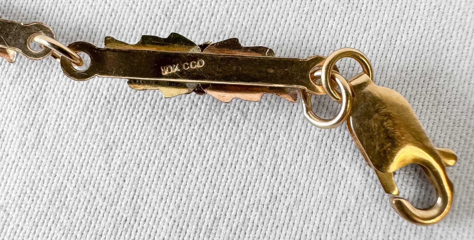 Vintage 10K CCO Black Hills Gold Tri Color Leaf Bar Link Bracelet