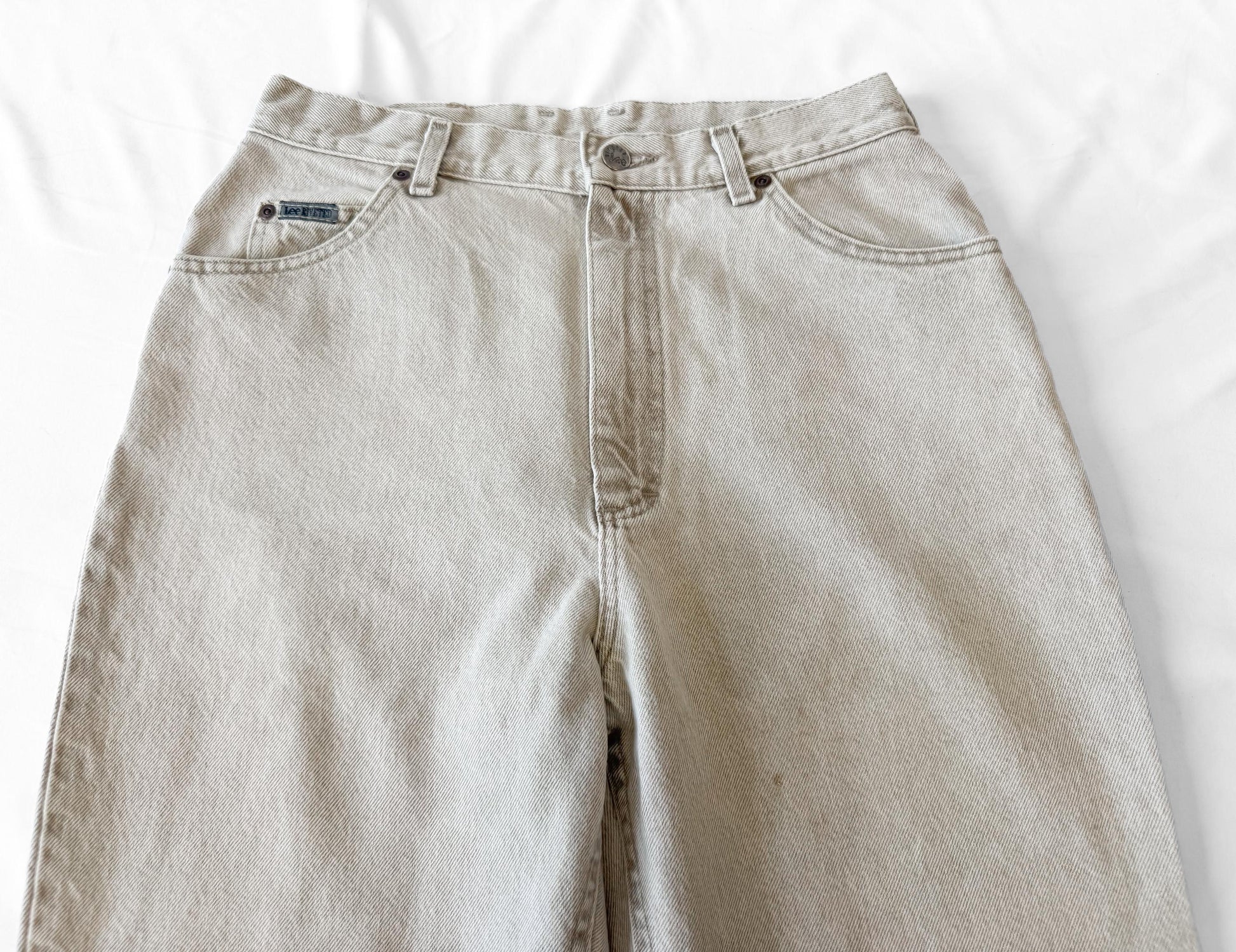 Vintage Lee Riveted Cream Beige High Rise Straight Leg Jeans, Women's Sz. 30" x 31"