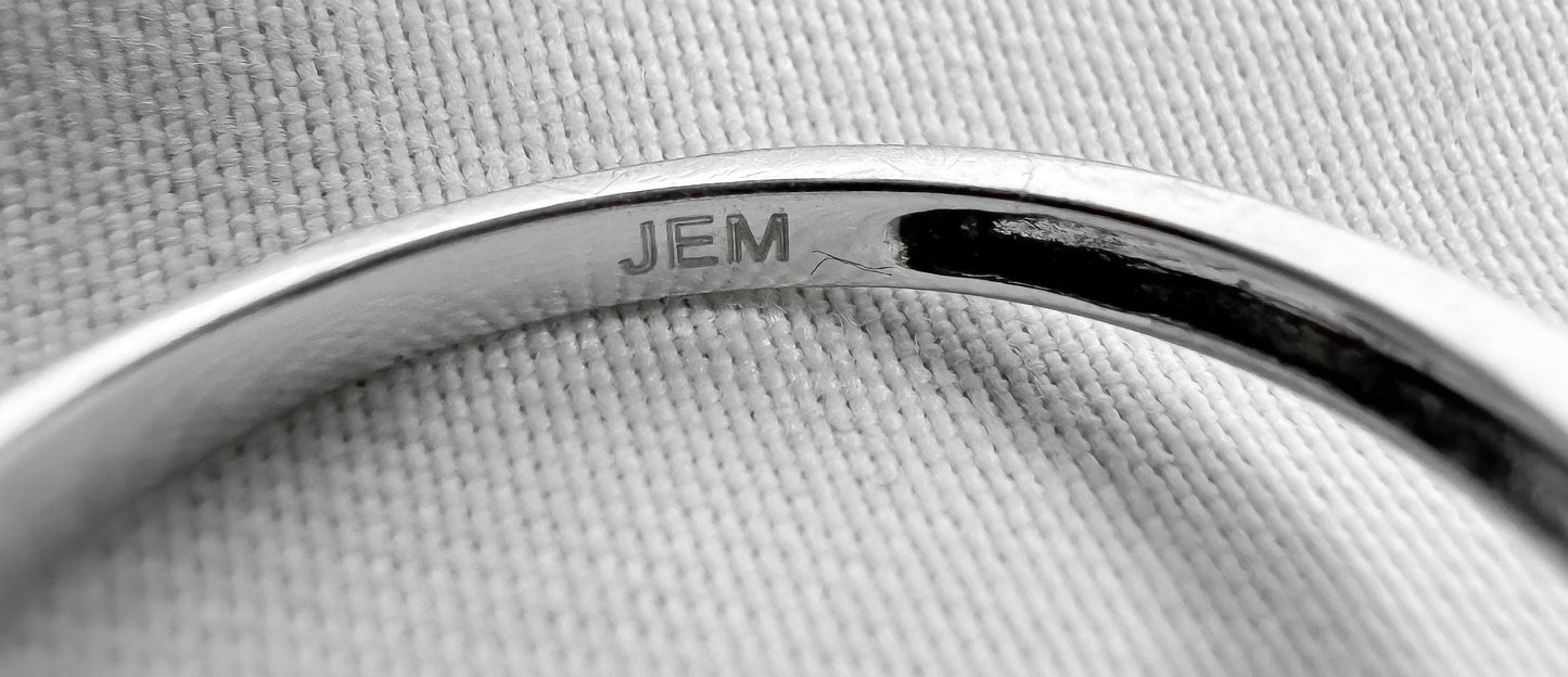 10K White Gold Black Diamond Leaf Ring, Sz. 7/7.25