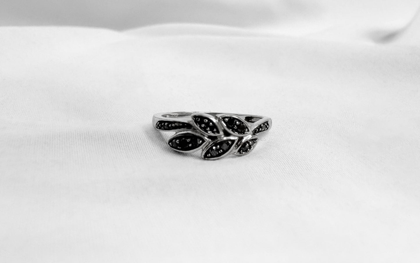 10K White Gold Black Diamond Leaf Ring, Sz. 7/7.25