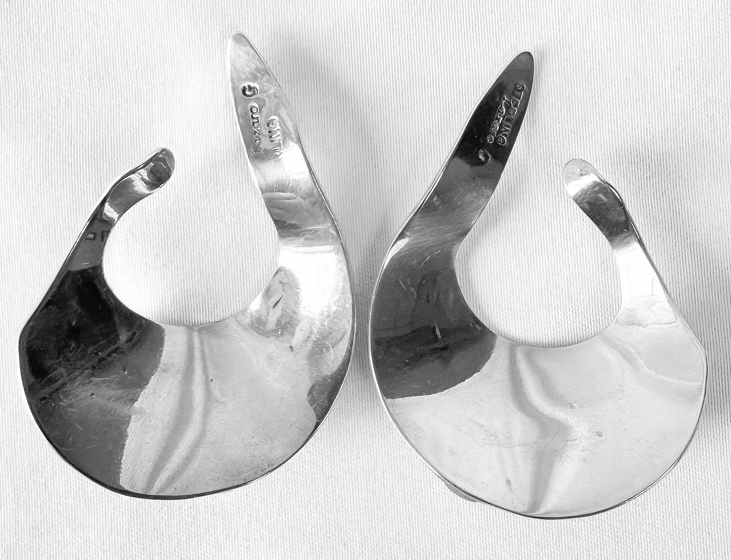 Vintage Lazaro Gutierrez Sterling Onyx Floral Stamped Ear Cuffs, Unique Statement Modernist Style Jewelry