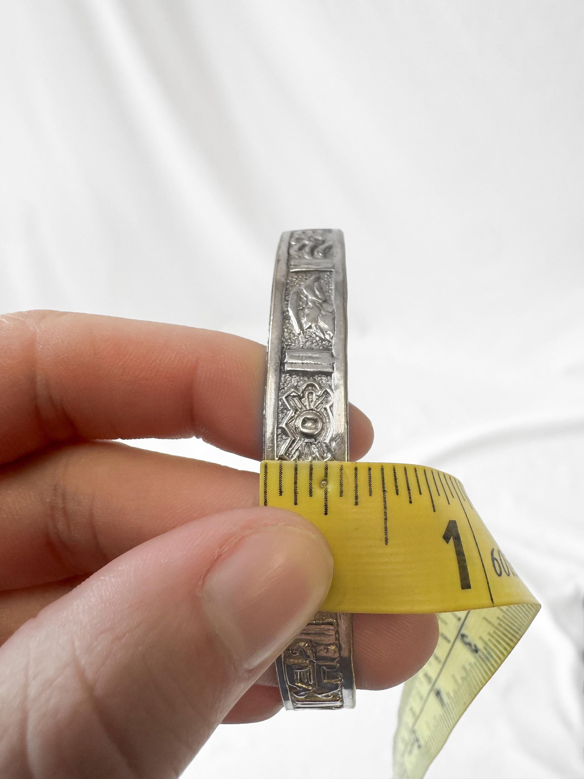 Vintage 925 Sterling Silver Taxco Mexico Animal Aztec Style Stamped 9 Inch Bangle Bracelet, Unisex Western Navajo Southwest Boho Bracelet
