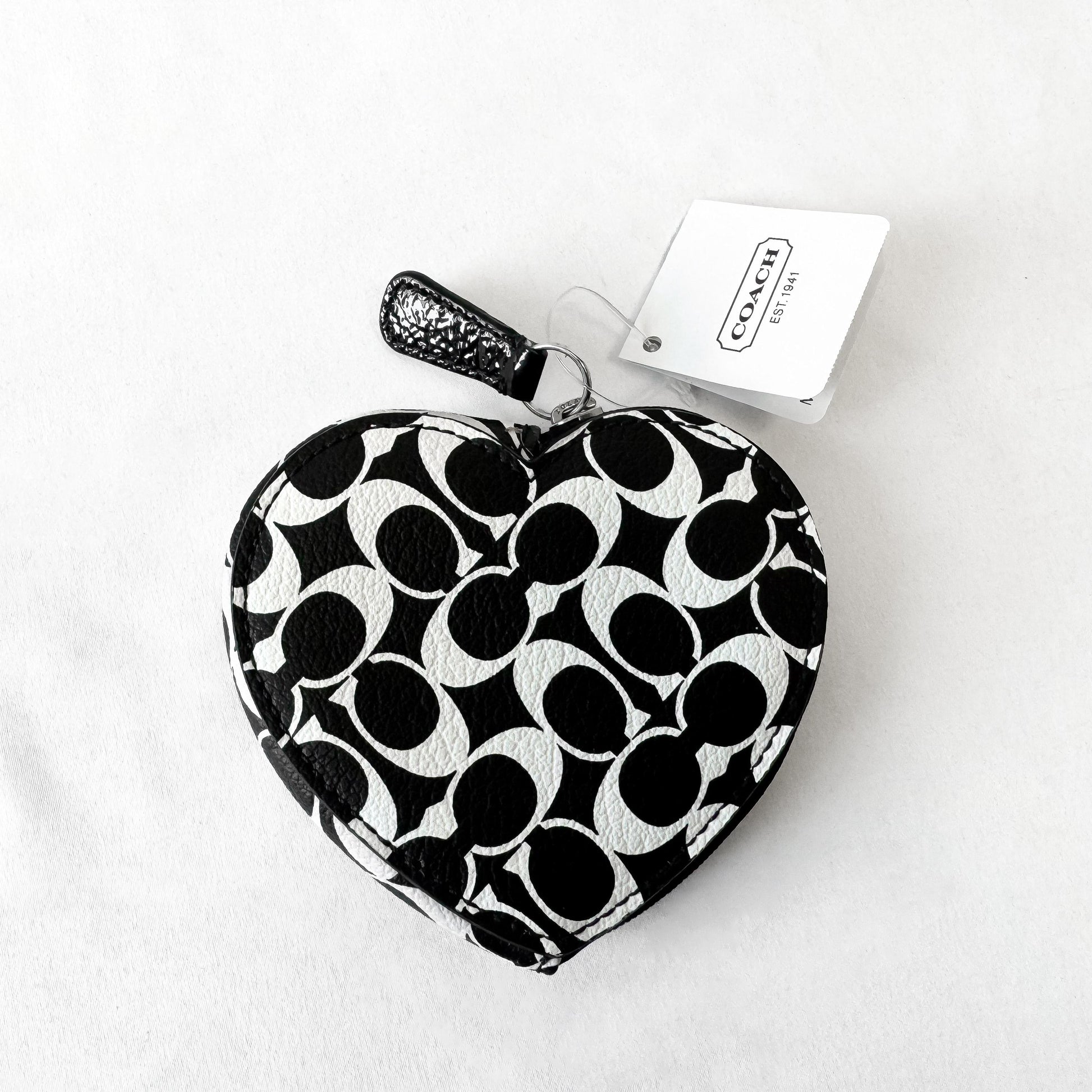 NWT Modern Coach Signature Black and White Heart Coin Purse