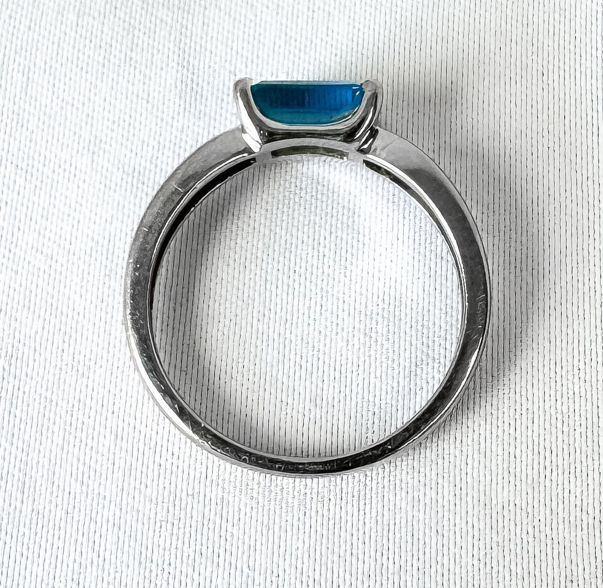 Vintage 14K White Gold Emerald Cut Blue Topaz Ring, Sz. 5.5