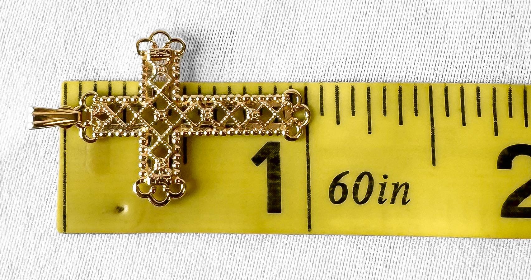 Vintage 14K Yellow Gold Filigree Cross Pendant